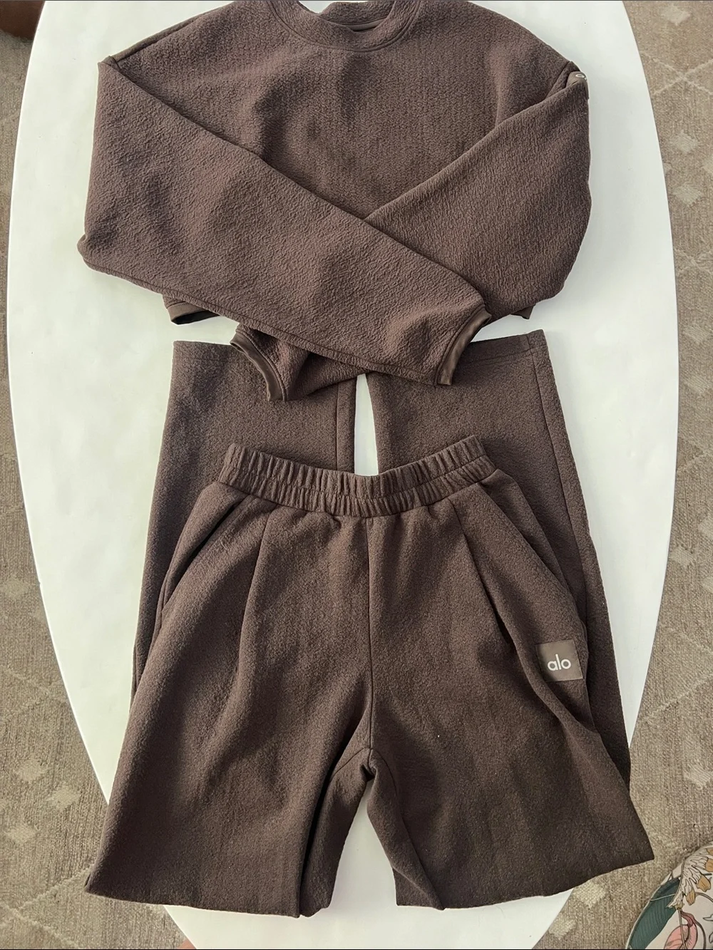 Alo Yoga 2 Piece Set - Cropped Tailored Crew Neck & Tailored Sweatpant Espresso